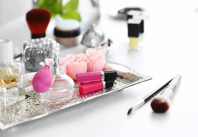 美容系の仕事に就きたい人必見！【代表的な職種からおすすめの資格を紹介】